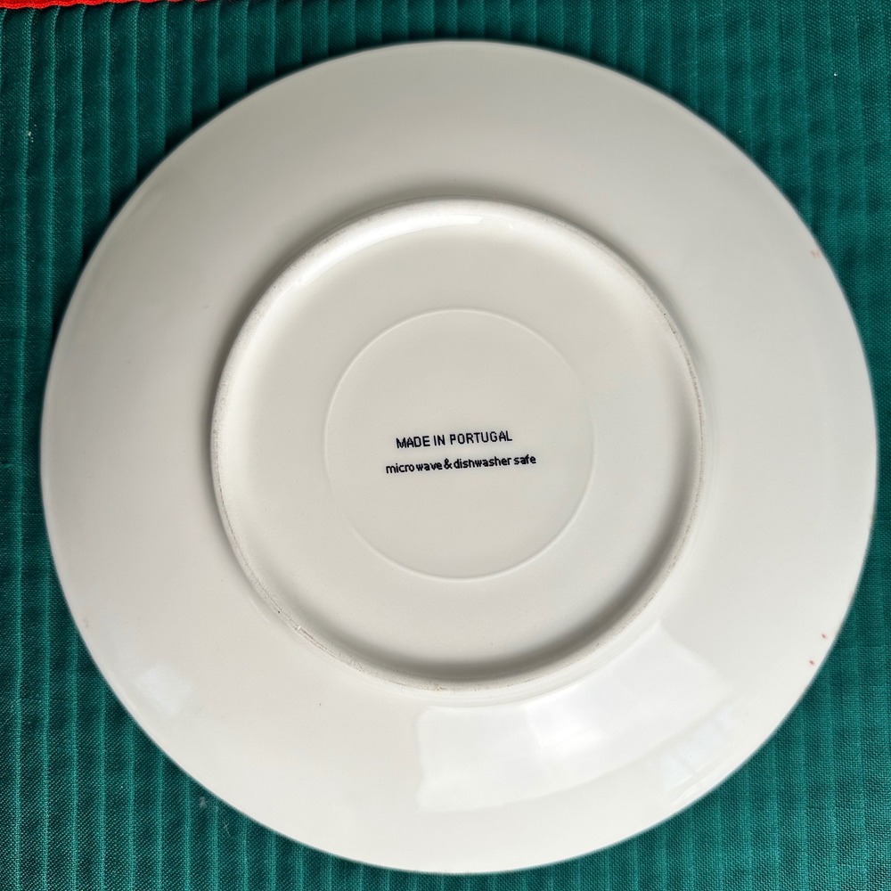 Made in Portugal Snowman Appetizer Plates Set of 2 White Red 8.25in Ceramic - Picture 5 of 8